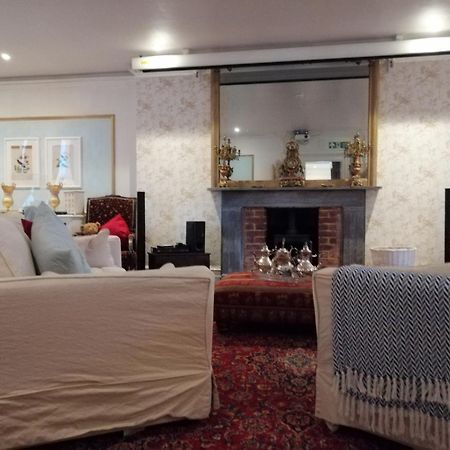 Guestling Hall Hotel Εξωτερικό φωτογραφία